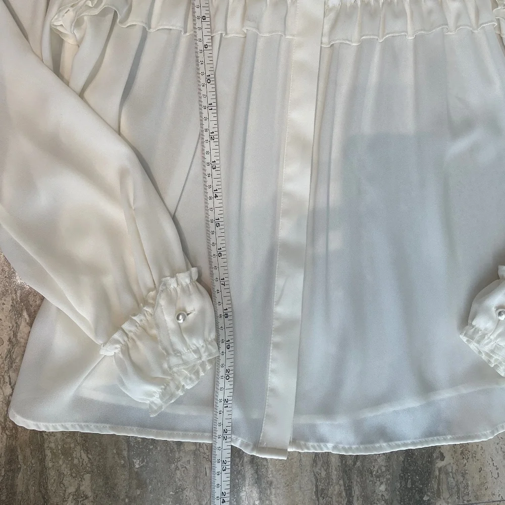ZARA BLOUSE - Picture 3 of 10